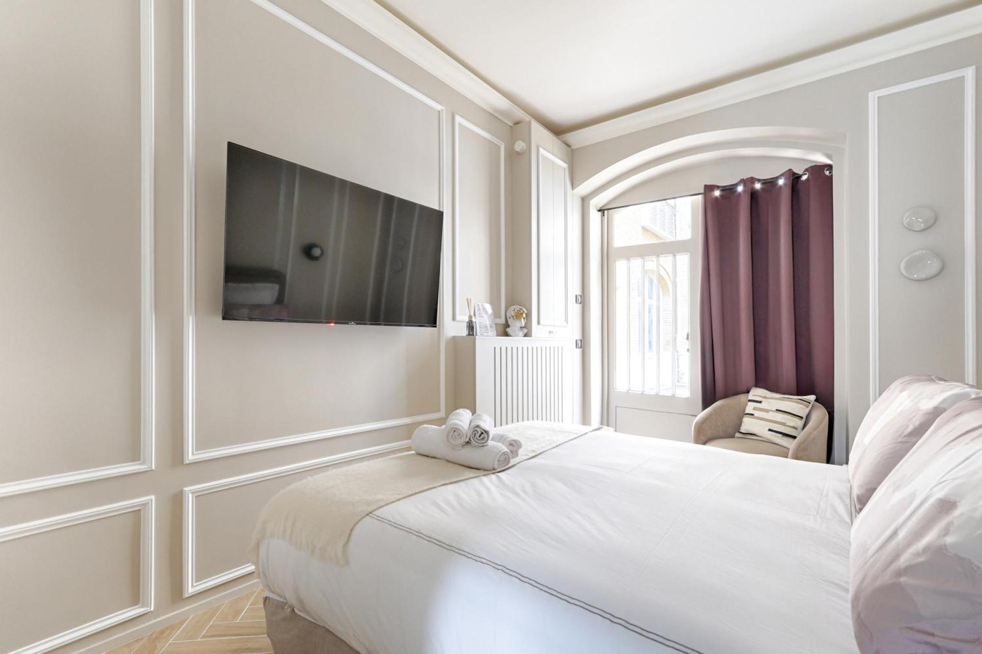 Luxury And Design Studio Invalides Paris Exterior foto